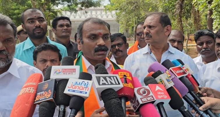 L Murugan says Don't play cricket in the temple what a mistake - TNN Sivagangai: கோயிலில் கிரிக்கெட் விளையாண்டா... என்ன தப்பு  - எல்.முருகன் காட்டம்