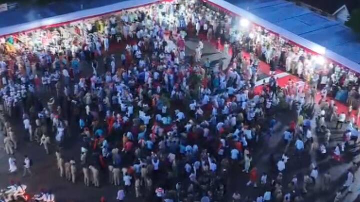 मावळतीच्या किरणांच्या साक्षीने करवीर संस्थानचा शाही दसरा संपन्न झाला.