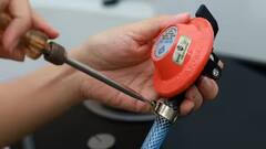 ਕਿਤੇ ਤੁਹਾਡੇ ਗੈਸ ਸਿਲੰਡਰ ਦੀ ਪਾਈਪ ਵੀ ਤਾਂ ਨਹੀਂ ਹੈ ਐਕਸਪਾਇਰ? ਇਸ ਤਰ੍ਹਾਂ ਤੁਰੰਤ ਕਰੋ ਚੈੱਕ