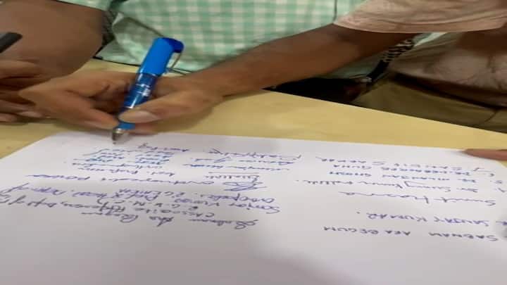 এই পরিস্থিতির মধ্যে আংশিক কর্মবিরতির ডাক দিয়েছে উত্তরবঙ্গ মেডিক্যাল কলেজ।
