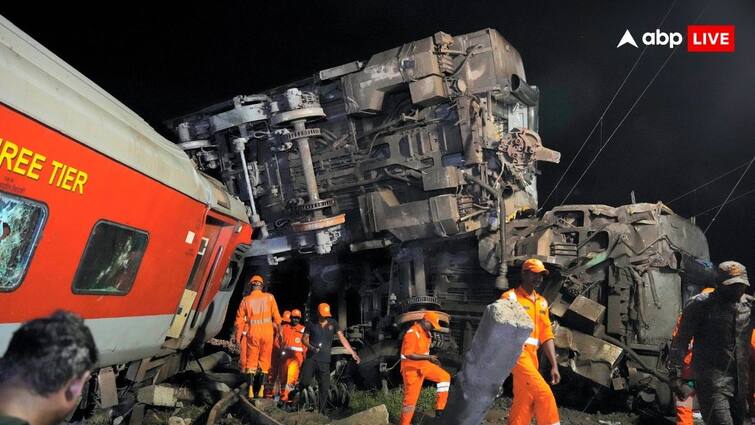 Tamil Nadu Train Accident Green Signal To Main Line but Went to Loop Line Reveals In Data Logger Video Compare With Balasore 75 KM की स्पीड से जा रही ट्रेन ने अचानक बदला ट्रैक! तमिलनाडु रेल हादसे की क्यों हो रही बालासोर से तुलना