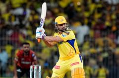 Watch: किसी हीरो से कम नहीं एमएस धोनी का नया लुक, IPL 2025 से पहले दमदार स्टाइल से माही ने चौंकाया