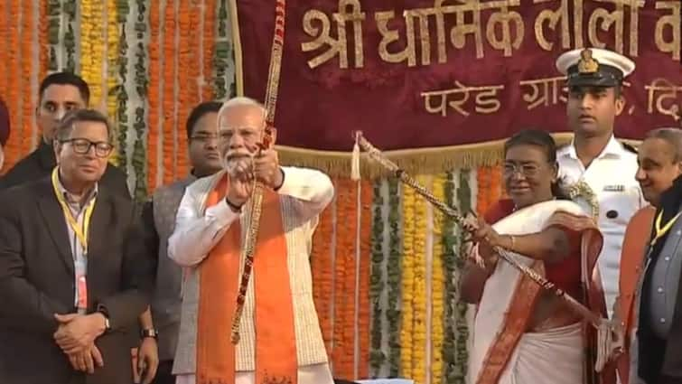 Dussehra 2024: President Droupadi Murmu, PM Modi Carry out ‘Raavan Dahan’ At Delhi’s Ramlila Maid