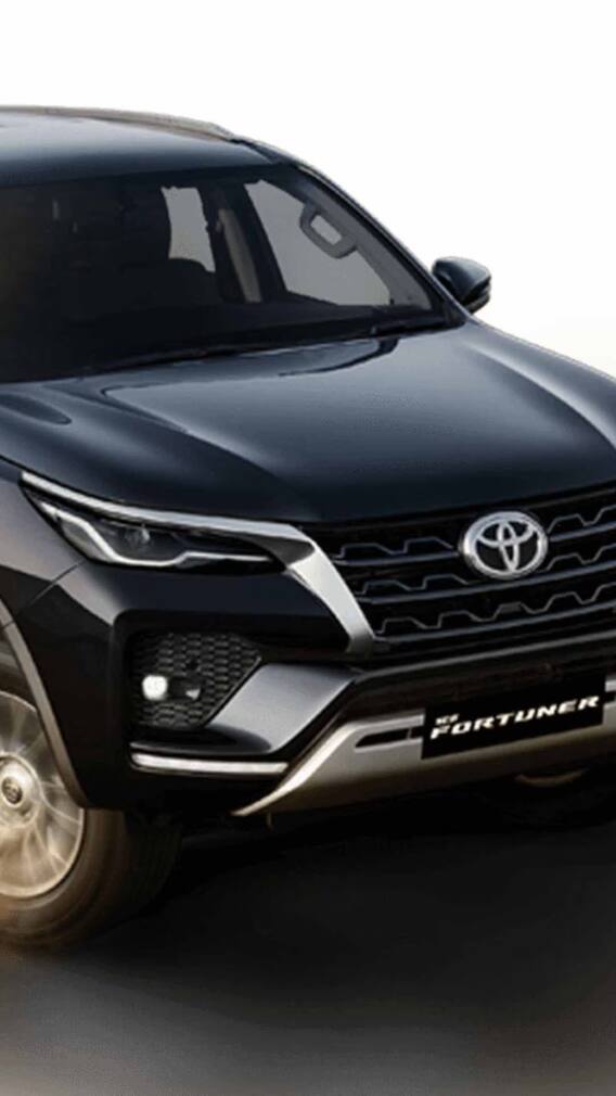 టాప్ స్పీడ్‌తో పిచ్చెకిస్తున్న ఫార్ట్యూనర్ - ఎంతో తెలుసా?