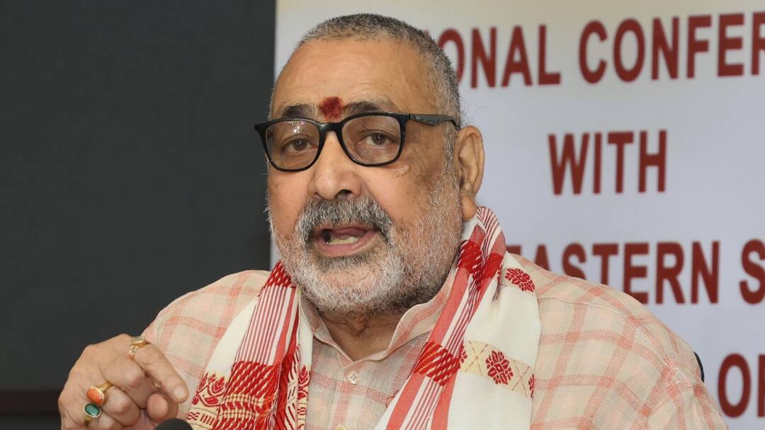 Giriraj Singh: 'एक समुदाय के लोग रच रहे साजिश', देश में हो रहे ट्रेन हादसों पर बोले गिरिराज सिंह Giriraj Singh on train accident one community people conspiring slams congress rahul gandhi on harayana election Giriraj Singh: 'एक समुदाय के लोग रच रहे साजिश', देश में हो रहे ट्रेन हादसों पर बोले गिरिराज सिंह