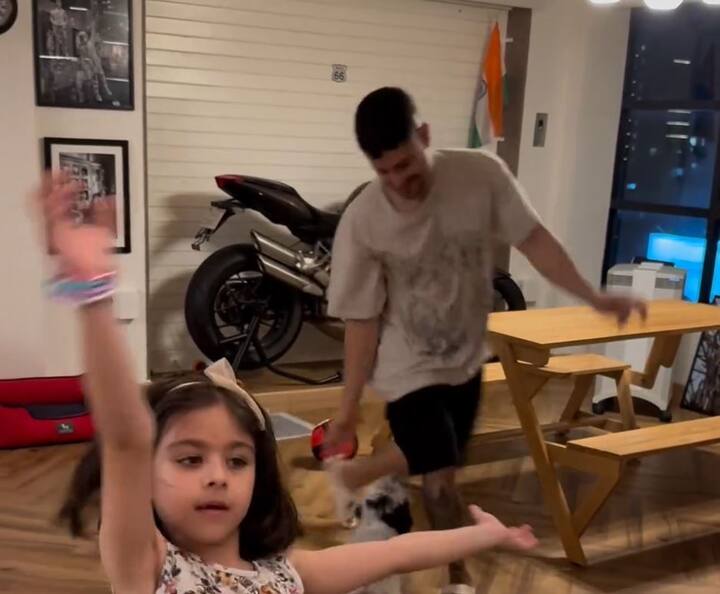 A video also showcased Kunal flaunting his perfect Garba moves with his daughter.