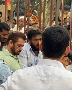 Baba Siddiqui Funeral: सलमान खान से राज कुंद्रा तक, नम आंखों के साथ बाबा सिद्दीकी को आखिरी विदाई देने पहुंचे ये स्टार्स