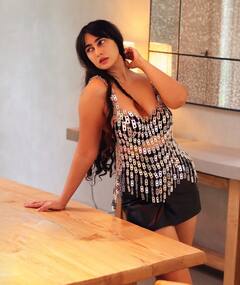 Megha Shukla Photo: શોર્ટ્સમાં મેઘા શુક્લાએ કેમેરા સામે બતાવી કાતિલ અદા