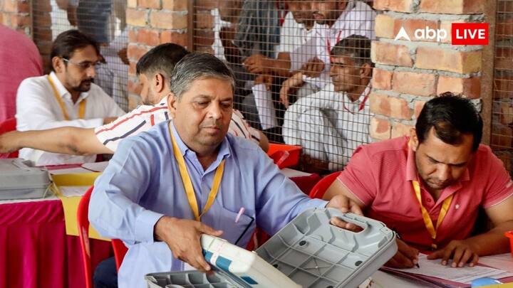 हरियाणा विधानसभा चुनाव में भारतीय जनता पार्टी की जीत कांग्रेस को रास नहीं आ रही है. भाजपा ने लगातार तीसरी बार जीत हासिल की तो कांग्रेस ने मतगणना में अनियमितता का आरोप लगाया. कांग्रेस ने ईवीएम की बैटरियों में गड़बड़ी को लेकर आरोप लगाए.