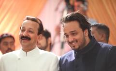 બાબા સિદ્દીકીની હત્યા બાદ પુત્ર જીશાન સિદ્દીકીએ ભાવુક પોસ્ટ કરી આપી ખાસ જાણકારી  