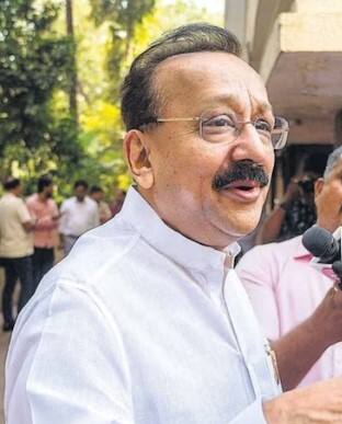 ਕੌਣ ਸੀ ਬਾਬਾ ਸਿੱਦੀਕੀ? ਜਿਸ ਦਾ ਸਿੱਧੂ ਮੂਸੇਵਾਲਾ ਵਾਂਗ ਕੀਤਾ ਗਿਆ ਕ*ਤ*ਲ