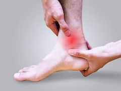 Sprained Foot: पैरों में मोच आ जाए तो 5 देसी उपाय अपनाएं, तुरंत मिलेगा आराम