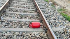 लक्सर-रुड़की रेलवे ट्रैक पर सिलेंडर मिलने से मचा हड़कंप, पुलिस हुई सतर्क