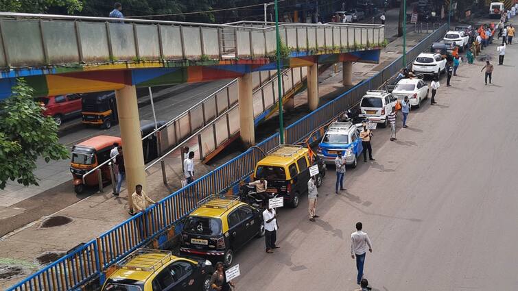Mumbai Toll Tax Free for all light motor vehicles know how money will save Maharashtra News Mumbai Toll Tax Free: मुंबई आने वाले हल्के वाहन चालकों को बंपर फायदा, अब कितने रुपये की होगी बचत?