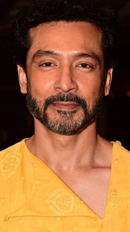 ভাত, আলু, তেল খেয়েও এত ফিট টোটা!