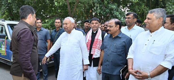 बिहार में पहली बार 11 नवंबर से 20 नवंबर 2024 तक आयोजित होनेवाली अंतर्राष्ट्रीय 'विमेंस एशियन हॉकी चैंपियंस ट्रॉफी 2024' के संदर्भ में ट्रॉफी गौरव यात्रा 14 अक्टूबर से 10 नवंबर तक निकाली जा रही है.