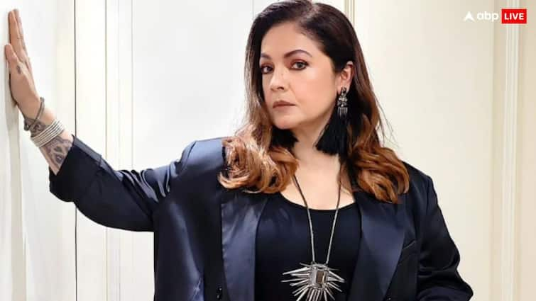 Pooja Bhatt Criticizes Bhajan-Kirtan in Mumbai Metro, Faces Backlash