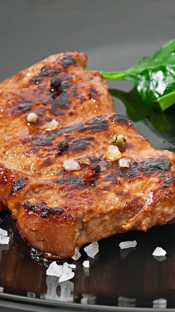 चीन के लोग सबसे ज्यादा किस जानवर का मांस खाते हैं?