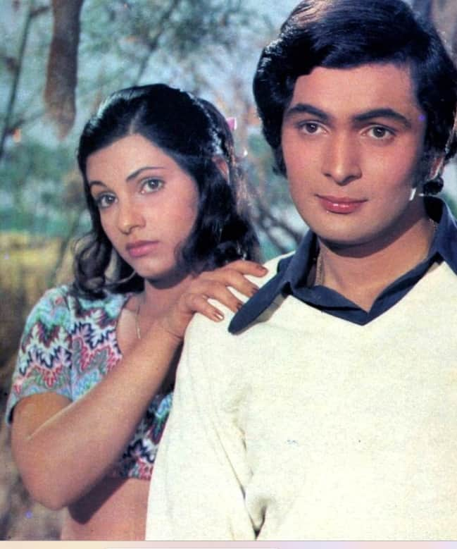 The legend actor-director cast her in the teen romantic drama Bobby alongside his son Rishi Kapoor. But before her first film was released, she married superstar Rajesh Khanna in March 1973. At that time she was only 15 years old.