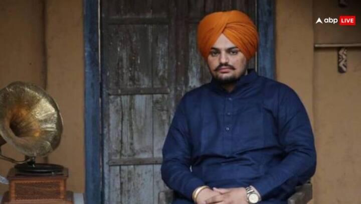 पंजाबी गायक सिद्धू मूसेवाला के मैनेजर शगनप्रीत सिंह का नाम भी बिश्नोई हिट लिस्ट में शामिल है. क्योंकि बिश्नोई का मानना ​​है कि शगनप्रीत ने उनके करीबी सहयोगी विक्की मिड्दुखेड़ा के हत्यारों को पनाह दी थी, जिनकी अगस्त 2021 में मोहाली में गोली मारकर हत्या कर दी गई थी.