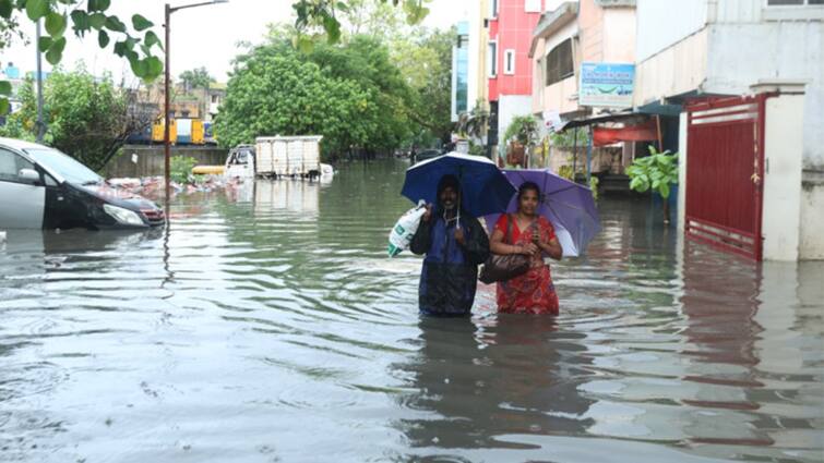 chennai red alert heavy rain chennai know full details place and rainfall details here Chennai Rains: விடாது விரட்டும் மழை! சென்னையில் கொட்டித் தீர்த்த 20 செ.மீட்டர் மழை - எந்த ஏரியாவில்?