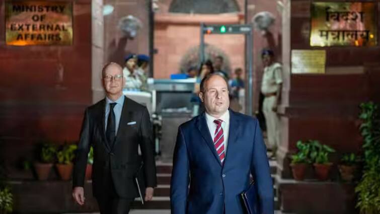 India Expels 6 Canadian Diplomats Amid Row Over Investigation Into Nijjars Murder India Canada Diplomats: “கனடா மீது நம்பிக்கை இல்லை” 6 தூதரக அதிகாரிகளை வெளியேற்றிய மத்திய அரசு, காரணம் என்ன?