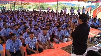 Samsung employees strike called off based on negotiations TNN Samsung Employees Strike: முடிவுக்கு வந்தது சாம்சங் போராட்டம்... அரசு சொல்வதென்ன ? சிஐடியு சொல்வதென்ன ?