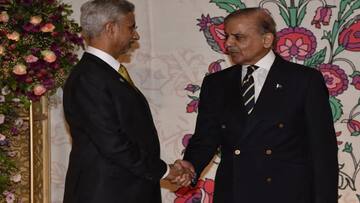 SCO Summit 2024: SCO સમિટમાં પાકિસ્તાનના વડાપ્રધાન શાહબાઝ શરીફને મળ્યા વિદેશમંત્રી એસ જયશંકર