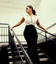 Neha Dhupia: નેહા ધૂપિયાએ પ્રેગ્નેન્સી બાદ 23 કિલો વજન ઘટાડ્યું, તમે પણ જાણો વજન ઘટાડવાનું રહસ્ય, આ રૂટિન અનુસરો