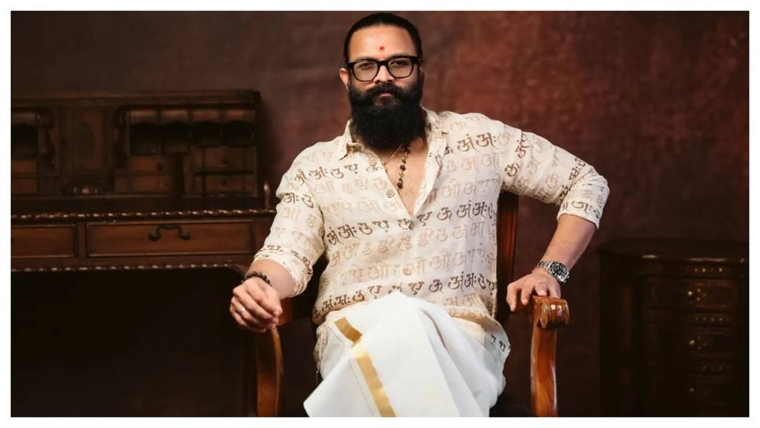 Jayasurya Opens Up About Sexual Harassment Allegations Against Him: 'Let Me Be The Living Martyr In This Case' Jayasurya Opens Up About Sexual Harassment Allegations Against Him Malayalam Industry Justice Hema Committee Report Jayasurya Opens Up About Sexual Harassment Allegations Against Him: 'Let Me Be The Living Martyr In This Case'