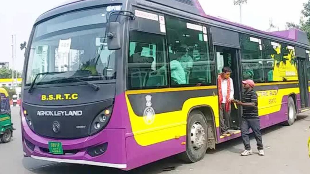 Patna News: पटना वालों के लिए खुशखबरी! अब मरीन ड्राइव पर लें बस का आनंद, जानिए क्या होगा रूट Patna News CNG and Electric Bus Will Start on Atal Path Marine Drive from R Block to Kangan Ghat Patna News: पटना वालों के लिए खुशखबरी! अब मरीन ड्राइव पर लें बस का आनंद, जानिए क्या होगा रूट