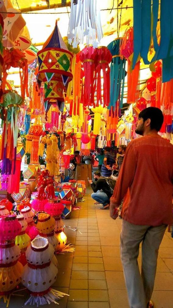 यूपी की सबसे बड़ी मार्केट, यहां मिलेगा सब कुछ