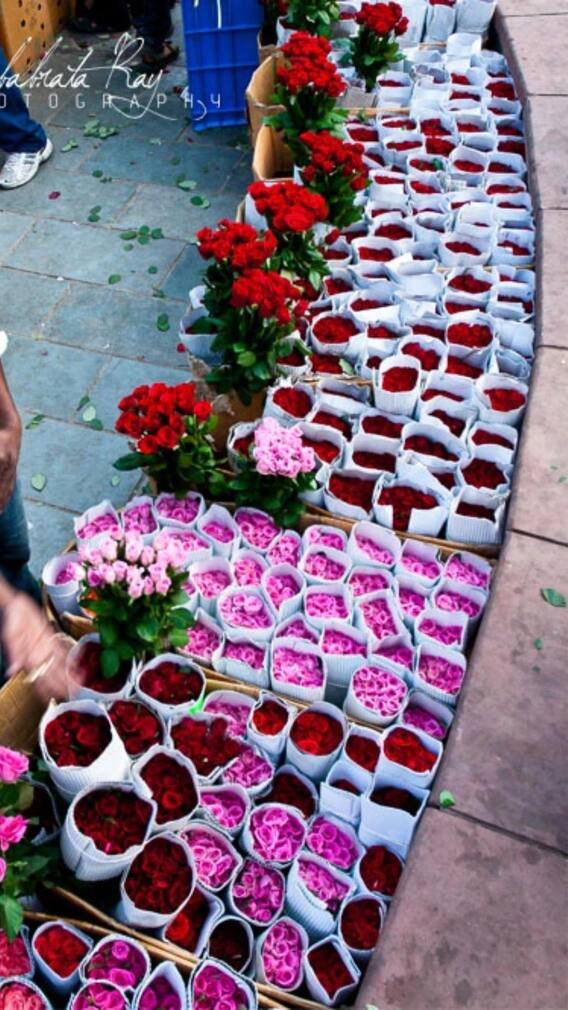 दिवाली की खरीदारी के लिए दिल्ली के इन बाजारों से खरीदें हर प्रकार के खूबसूरत फूल