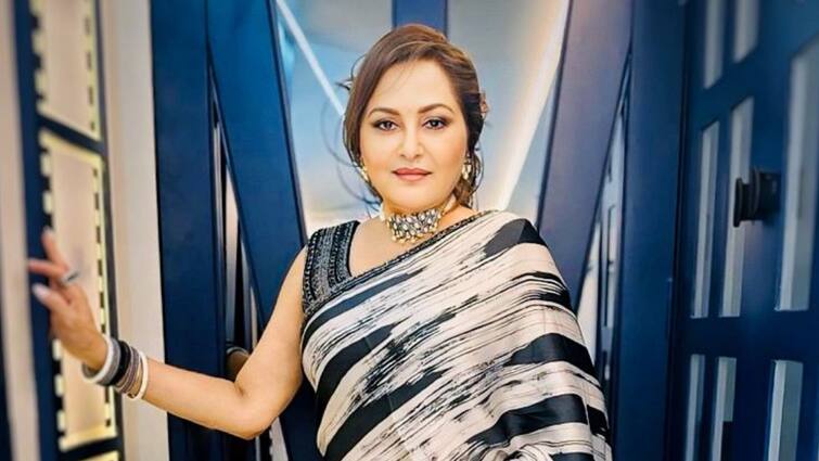 MP MLA Court acquits former Rampur MP Jaya Prada in code of conduct violation case ann एक्ट्रेस और रामपुर की पूर्व सांसद जया प्रदा को बड़ी राहत, इस मामले में कोर्ट ने किया बरी