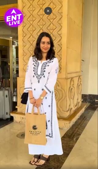 श्रद्धा कपूर जेडब्ल्यू मैरियट में भारतीय पोशाक में नजर आईं