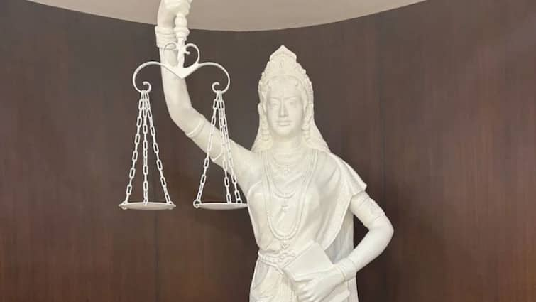 Woman Justice With out The Blindfold: All About The Viral Statue Pics From SC Library