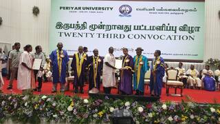 பெரியார் பல்கலைக்கழகத்தின் 23வது பட்டமளிப்பு விழா... பட்டங்களை வழங்கிய ஆளுநர் ஆர்.என்.ரவி