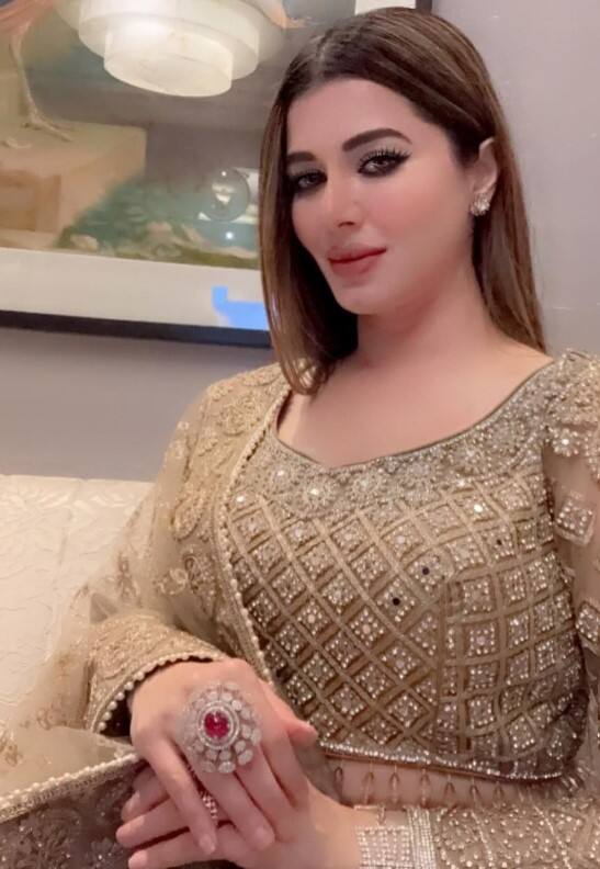 ਜਨਤਕ ਤੌਰ 'ਤੇ ਪਿਸ਼ਾਬ ਕਰਨ ਵਾਲੇ ਬੁਆਏਫ੍ਰੈਂਡ ਤੇ ਭੜਕੀ ਅਦਾਕਾਰਾ, ਗੁੱਸੇ 'ਚ ਕੀਤਾ ਬ੍ਰੇਕਅੱਪ