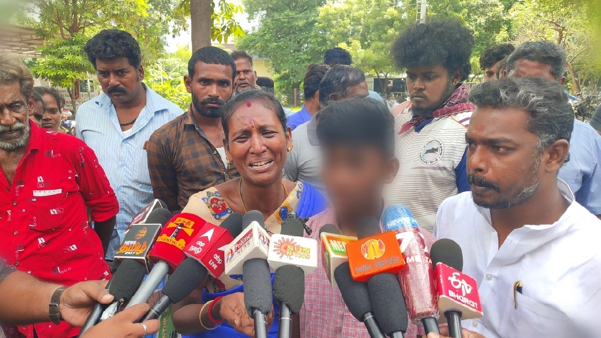 Headmaster Attack Student: பள்ளிக்கு வராத மாணவனை தாக்கிய தலைமையாசிரியர்... மயங்கி விழுந்ததால் பரபரப்பு