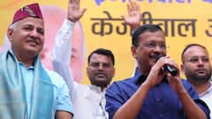 अरविंद केजरीवाल ने शुरू की पदयात्रा, खिचड़ीपुर में लोगों से कहा- 'दिल्ली की चाबी जनता के हाथ'