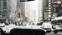 किसने बनाई थी दुनिया की सबसे पहली ट्रैफिक लाइट? सिर्फ इन रंगों में होती थी चेंज