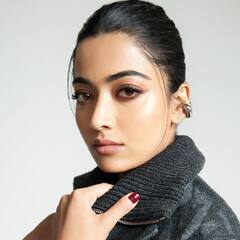 Rashmika Mandanna  : రష్మిక మందన్నకి అప్పుడే వింటర్ వచ్చేసింది.. కూల్ అంటూనే హీట్ పుట్టిస్తోందిగా