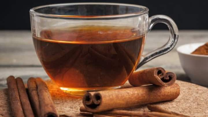 5. Cinnamon Tea: Cinnamon is rich in antioxidants and has anti-inflammatory properties. This hot tea is an excellent choice for winter as it helps control blood sugar and boost immunity. (Image Source: Pinterest/taste_of_home)