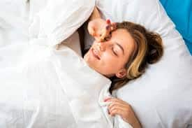 Due to OSA, snoring continues late into the night and sleep is not complete. Due to this, one feels sleepy during the day and work is affected. It can also be harmful to mental health. Because of this, there is also a risk of stroke, high blood pressure and metabolic diseases.