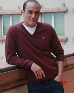 करिश्मा कपूर संग होते-होते रह गई इस एक्टर की शादी, फिर कभी नहीं बसाया घर, आज तक है कुंवारा