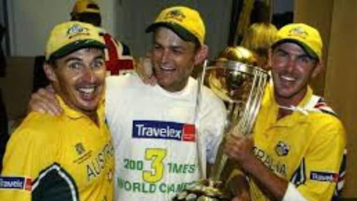 অস্ট্রেলিয়ার হয়ে ২০০৩ ও ২০০৭, জোড়া বিশ্বকাপ জয়ের কৃতিত্ব রয়েছে ব্র্যাড হগের। তিনি কিন্তু ইউটিউবের জগতেও বেশ জনপ্রিয়।