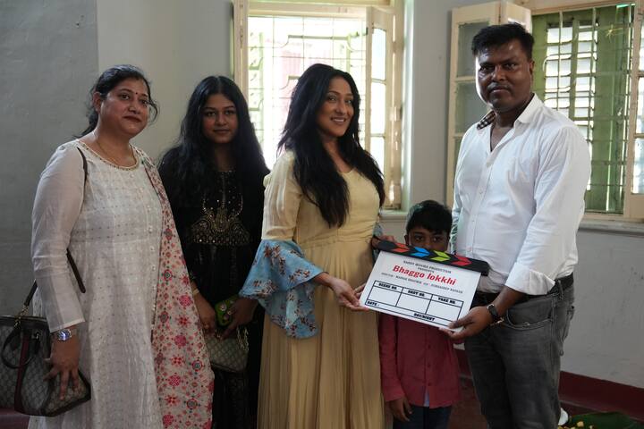 ছবির প্রযোজনা করছে নন্দী মুভিজ়