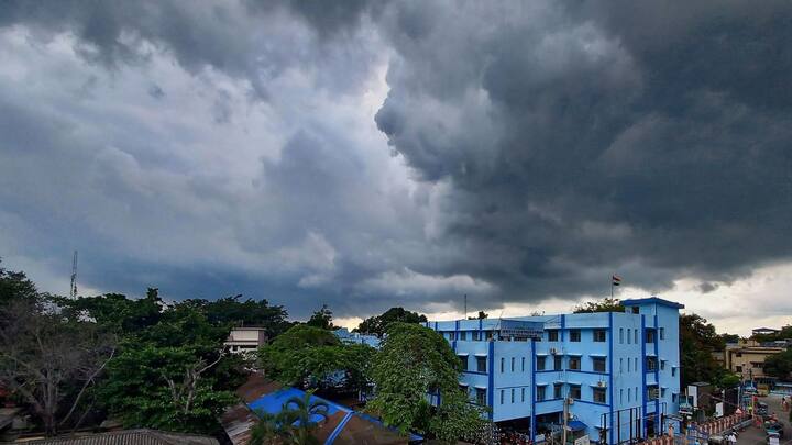 IMD সূত্রে খবর,  শনিবার দক্ষিণবঙ্গের ৯ জেলায় বজ্রবিদ্যুৎ-সহ বর্ষণের পূর্বাভাস।