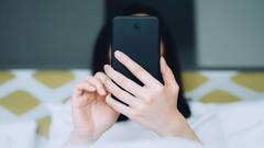 જો તમને પણ સવારે ઉઠતા જ ફોન જોવાની આદત છે તો થઇ શકે છે આ ગંભીર નુકસાન