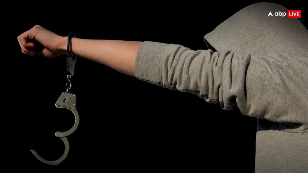 गैर मुस्लिमों पर हमले की योजना बना रहा था 17 साल का लड़का, सिंगापुर में हुआ गिरफ्तार Singapor juvenile detained for planning to attack on Non Muslims गैर मुस्लिमों पर हमले की योजना बना रहा था 17 साल का लड़का, सिंगापुर में हुआ गिरफ्तार